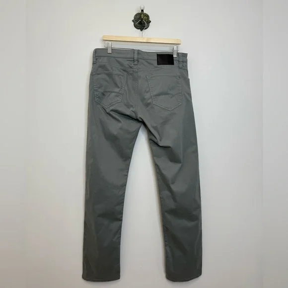 Mavi Zach Straight Leg Pant Men’s Size 33x34  Gray Casual Stretch - Picture 2 of 12